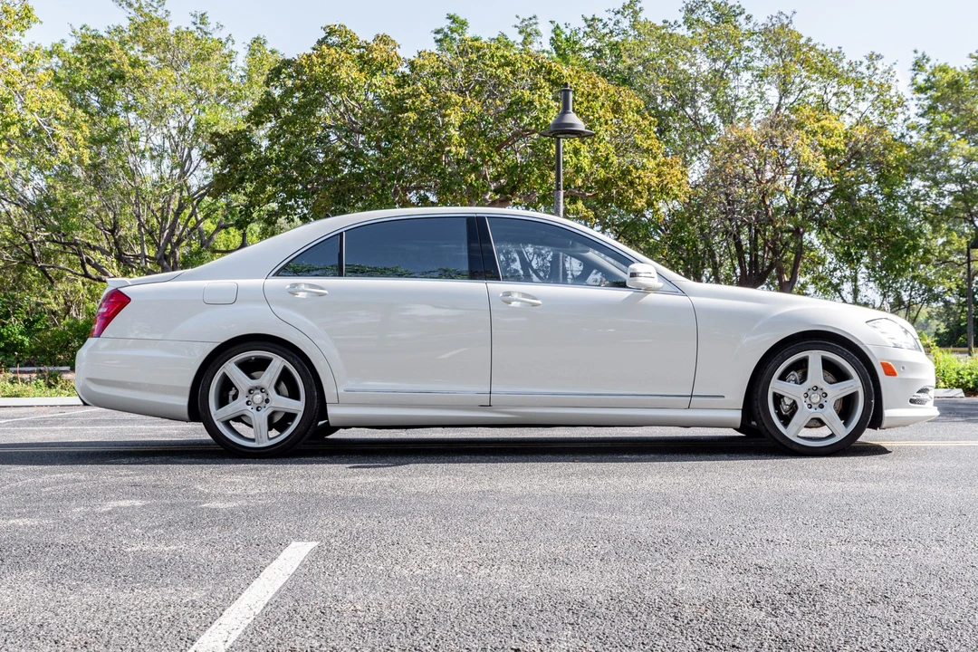 2013 Mercedes-Benz W221 S-Class - Image 8 of 21