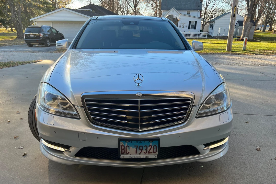 2013 Mercedes-Benz W221 S-Class - Image 2 of 31