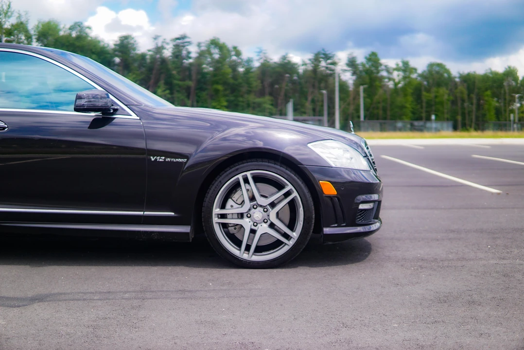 2013 Mercedes-Benz W221 S 63 & S 65 AMG - Image 23 of 27