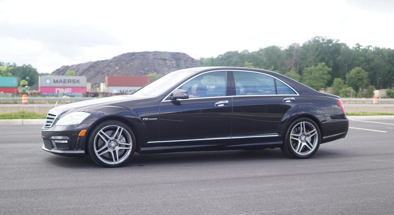 2013 Mercedes-Benz W221 S 63 & S 65 AMG - Image 3 of 27