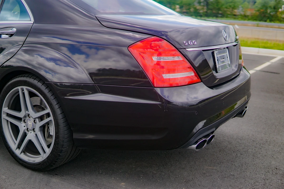 2013 Mercedes-Benz W221 S 63 & S 65 AMG - Image 18 of 27