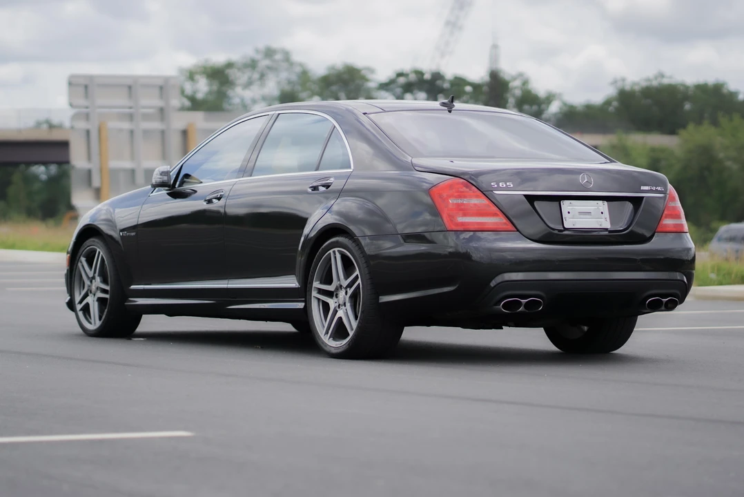 2013 Mercedes-Benz W221 S 63 & S 65 AMG - Image 4 of 27
