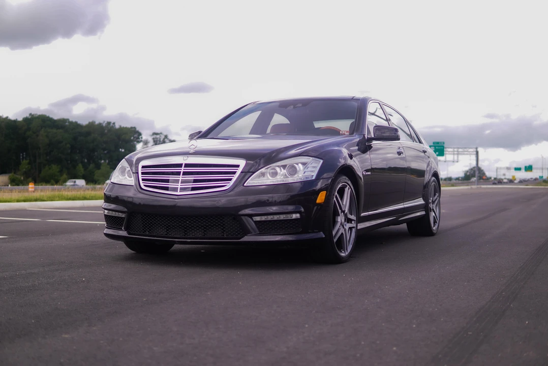 2013 Mercedes-Benz W221 S 63 & S 65 AMG - Image 10 of 27