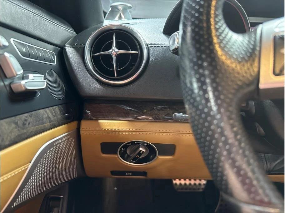 2013 Mercedes-Benz R231 SL-Class - Image 17 of 20