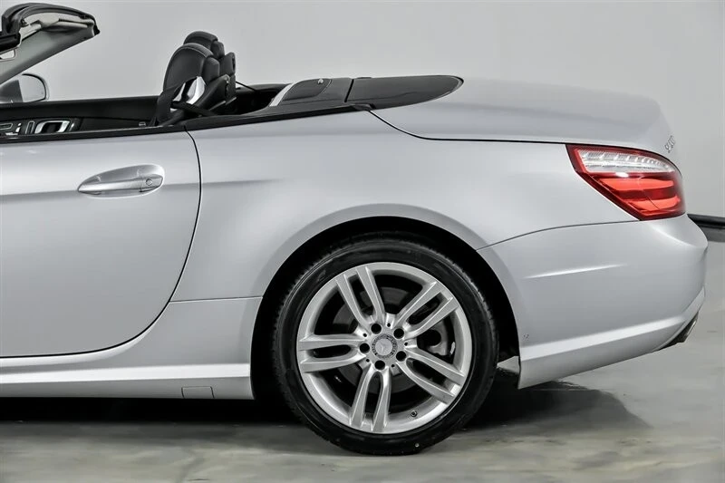 2013 Mercedes-Benz R231 SL-Class - Image 9 of 21