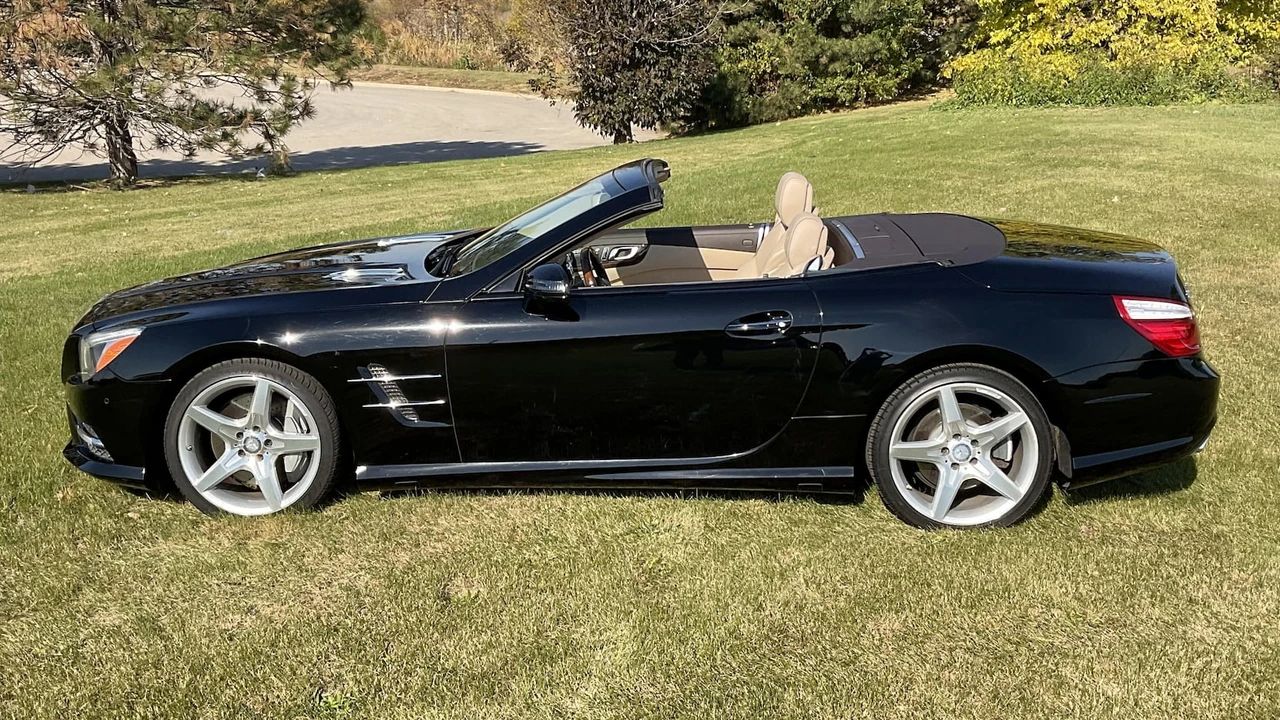 2013 Mercedes-Benz R231 SL-Class - Image 2 of 15