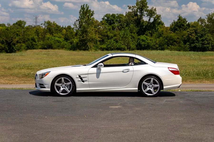 2013 Mercedes-Benz R231 SL-Class - Image 2 of 29