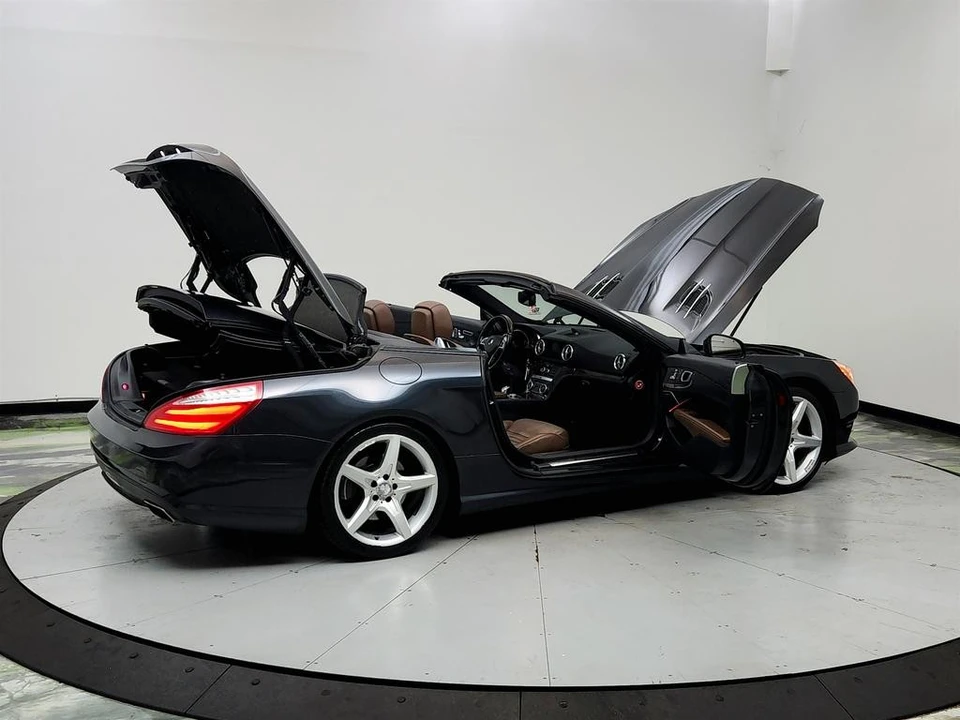 2013 Mercedes-Benz - Image 11 of 31