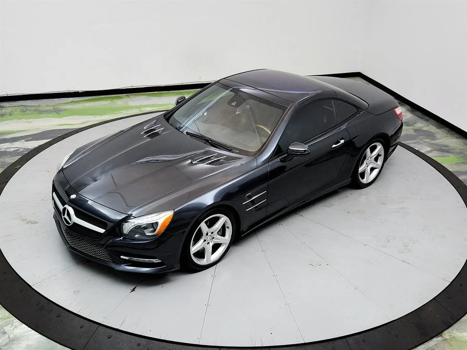 2013 Mercedes-Benz - Image 27 of 31