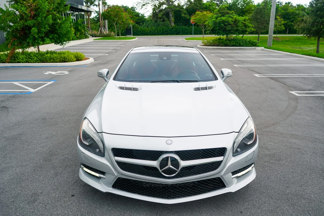 2013 Mercedes-Benz R231 SL-Class - Image 2 of 31