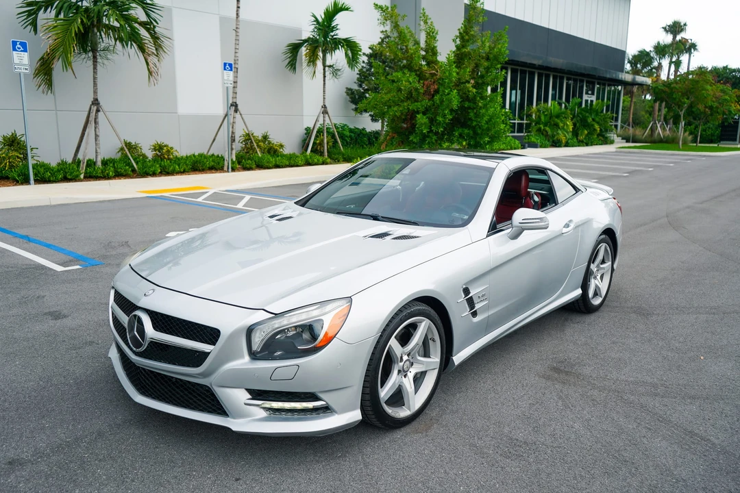 2013 Mercedes-Benz R231 SL-Class - Image 8 of 31