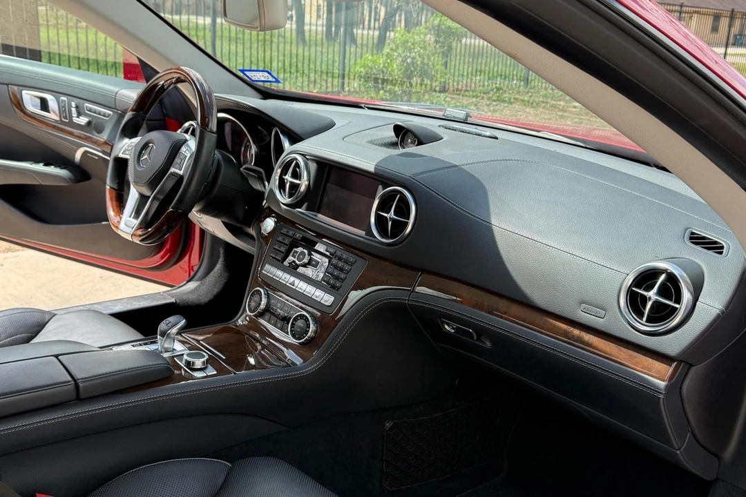 2013 Mercedes-Benz R231 SL-Class - Image 23 of 31