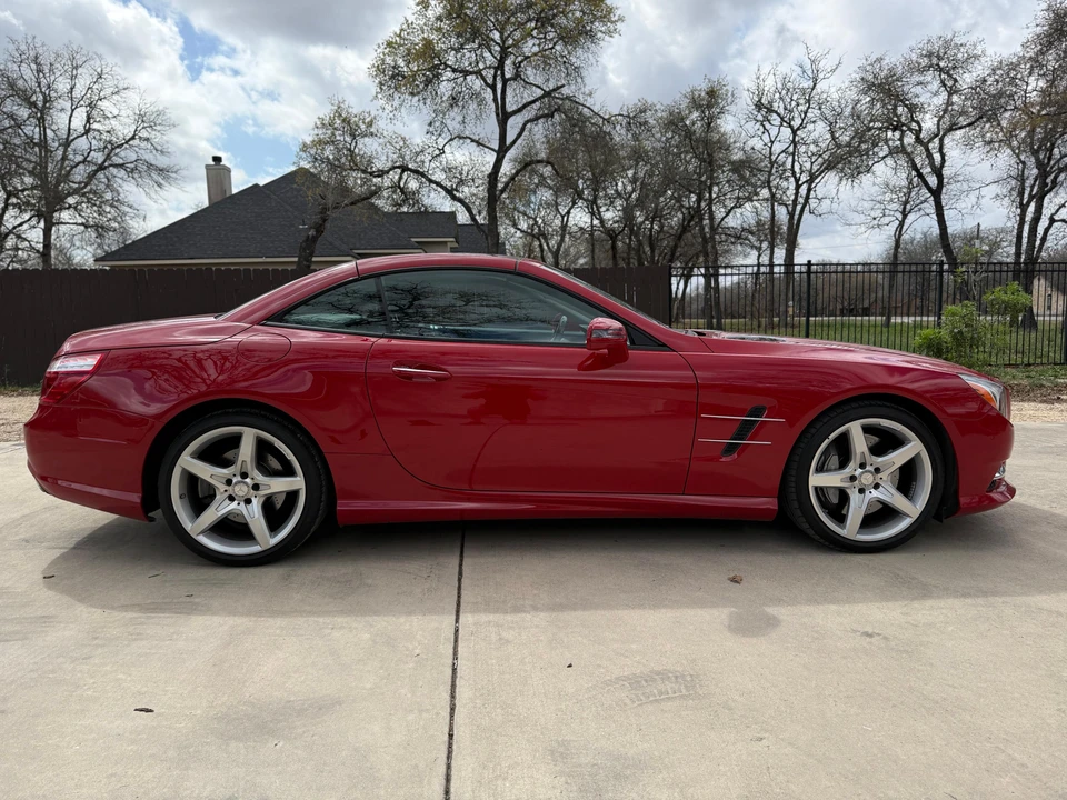 2013 Mercedes-Benz R231 SL-Class - Image 8 of 31