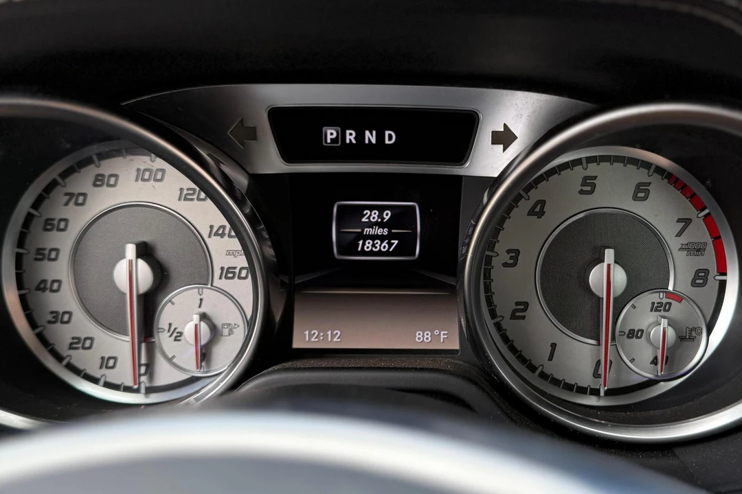 2013 Mercedes-Benz R231 SL-Class - Image 24 of 31