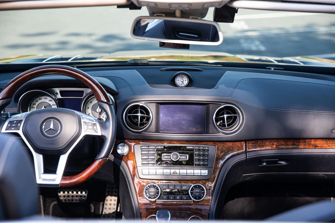 2013 Mercedes-Benz R231 SL-Class - Image 23 of 31