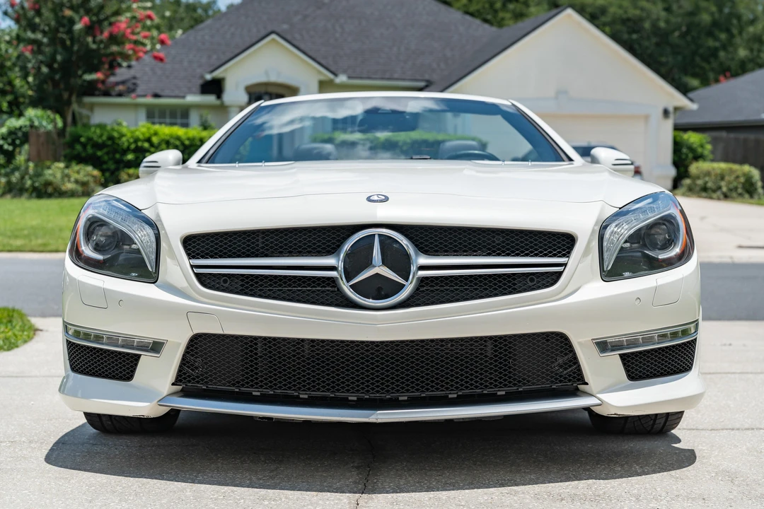2013 Mercedes-Benz R231 SL 63 & SL 65 AMG - Image 2 of 31