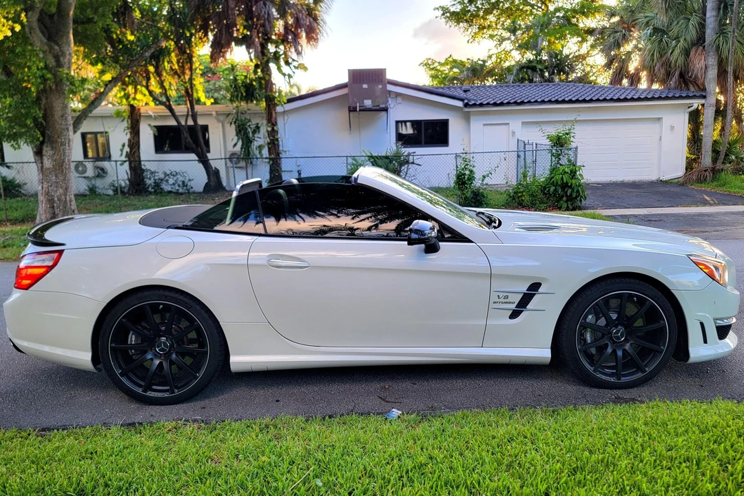2013 Mercedes-Benz R231 SL 63 & SL 65 AMG - Image 3 of 31