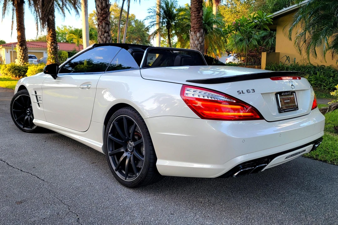 2013 Mercedes-Benz R231 SL 63 & SL 65 AMG - Image 4 of 31