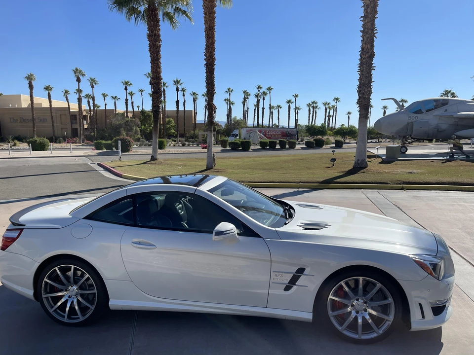 2013 Mercedes-Benz R231 SL 63 & SL 65 AMG - Image 16 of 18