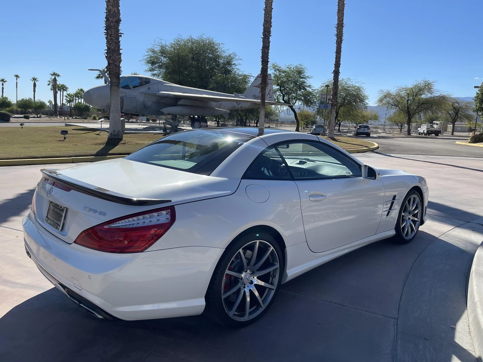 2013 Mercedes-Benz R231 SL 63 & SL 65 AMG - Image 15 of 18