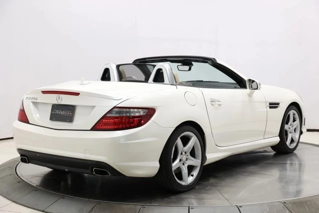 2013 Mercedes-Benz R172 SLC-Class - Image 4 of 12
