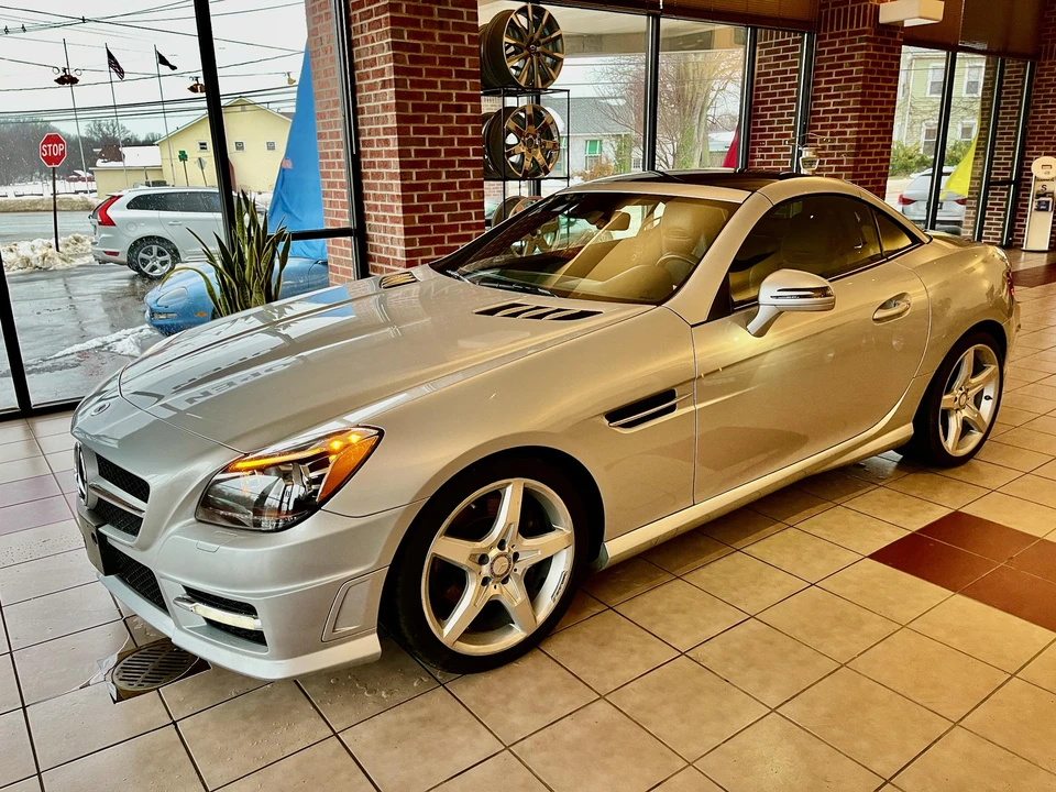 2013 Mercedes-Benz R172 SLC-Class - Image 8 of 31