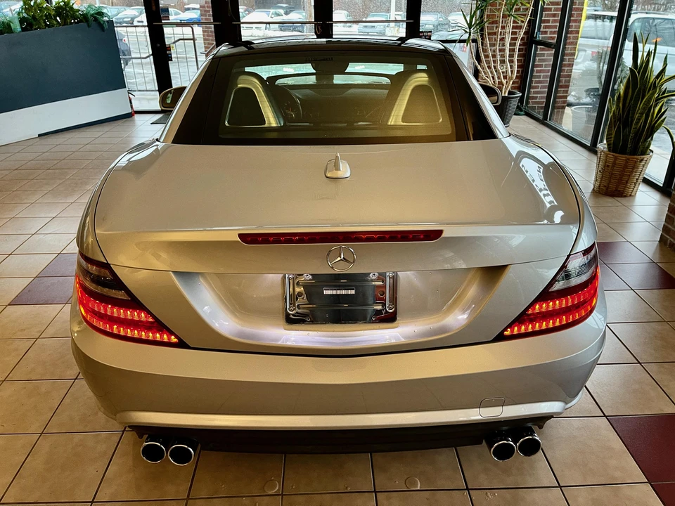 2013 Mercedes-Benz R172 SLC-Class - Image 14 of 31