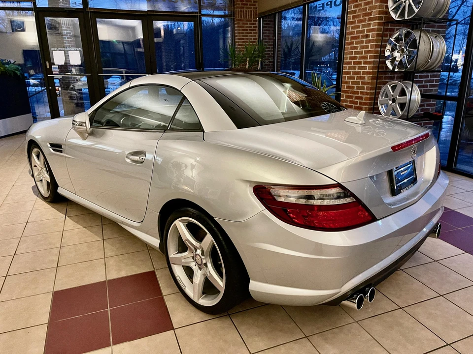 2013 Mercedes-Benz R172 SLC-Class - Image 13 of 31