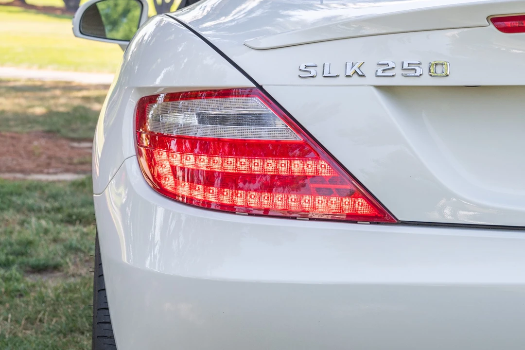 2013 Mercedes-Benz R172 SLC-Class - Image 19 of 31