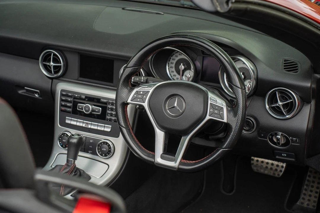 2013 Mercedes-Benz R172 SLC-Class - Image 2 of 30