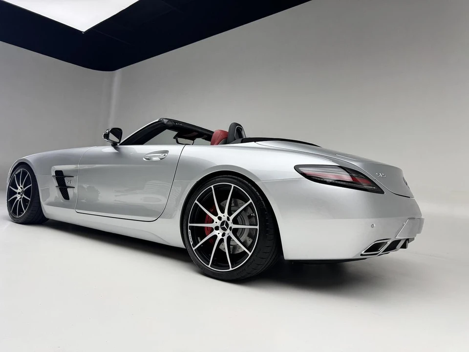 2013 Mercedes-Benz SLS AMG GT - Image 2 of 8