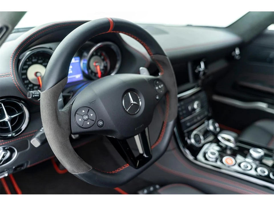 2013 Mercedes-Benz SLS AMG GT - Image 9 of 29