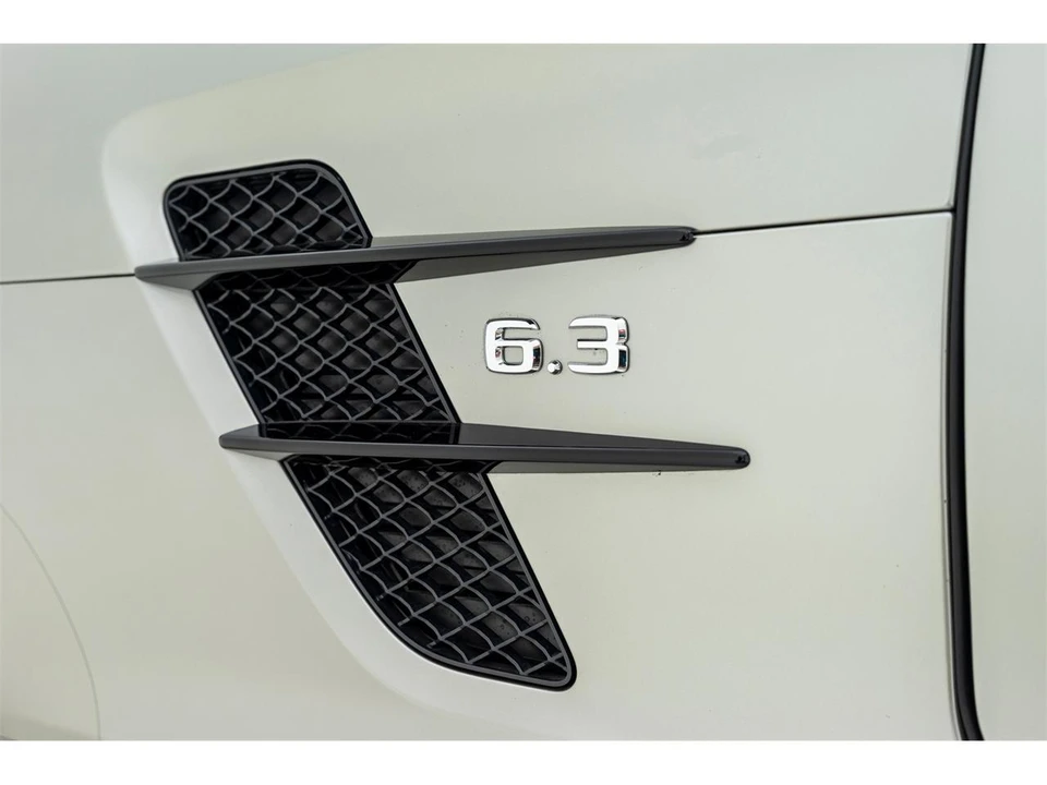 2013 Mercedes-Benz C197 SLS AMG - Image 16 of 29