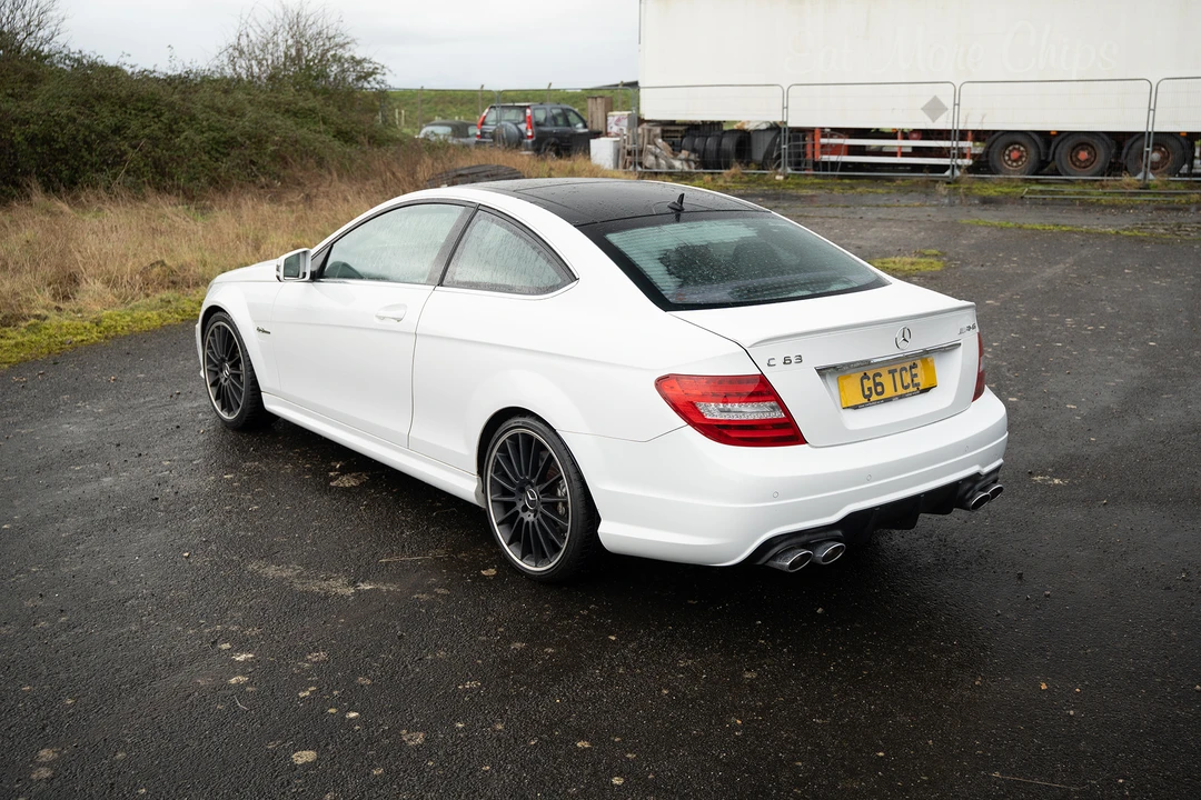 2013 Mercedes-Benz W204 C 63 AMG - Image 13 of 31