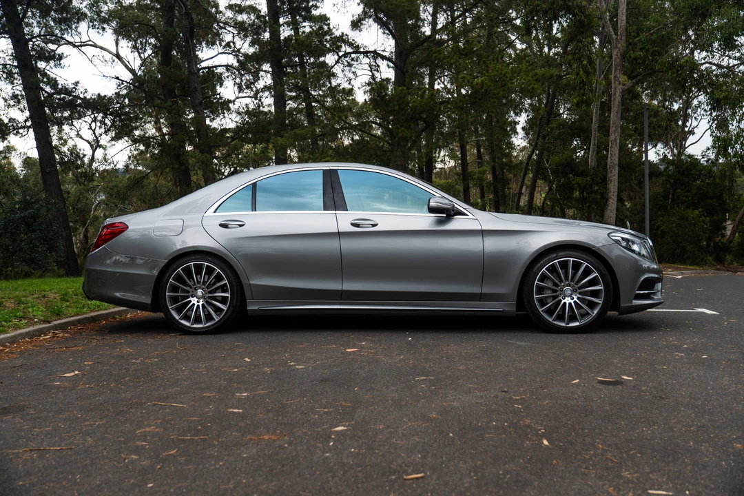 2013 Mercedes-Benz W221 S-Class - Image 8 of 31