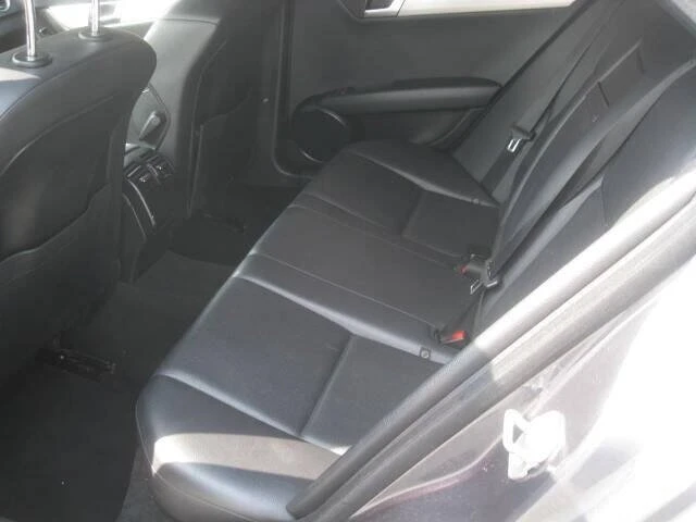 2013 Mercedes-Benz W204 C-Class - Image 8 of 17
