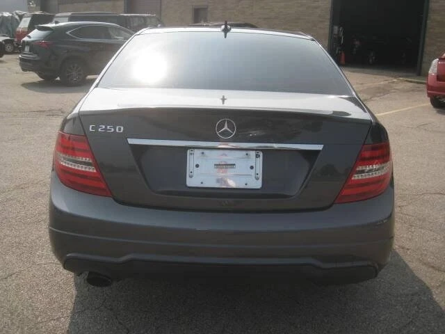 2013 Mercedes-Benz W204 C-Class - Image 4 of 17