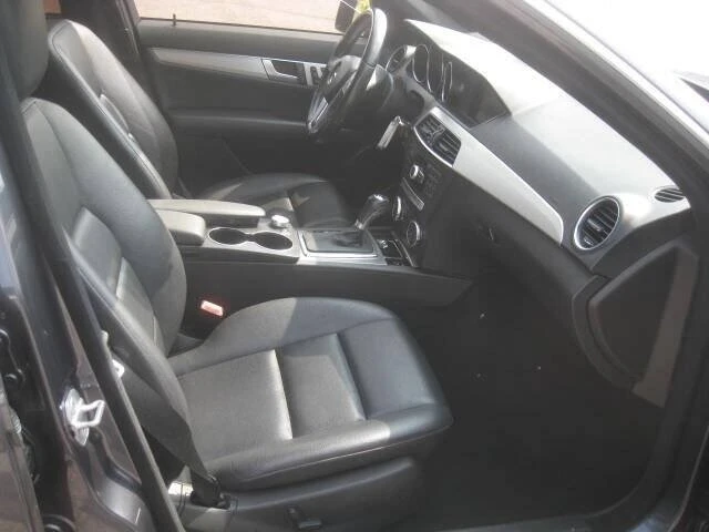 2013 Mercedes-Benz W204 C-Class - Image 12 of 17