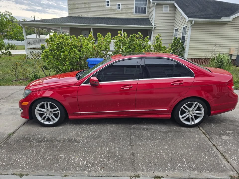 2013 Mercedes-Benz W204 C-Class - Image 4 of 11