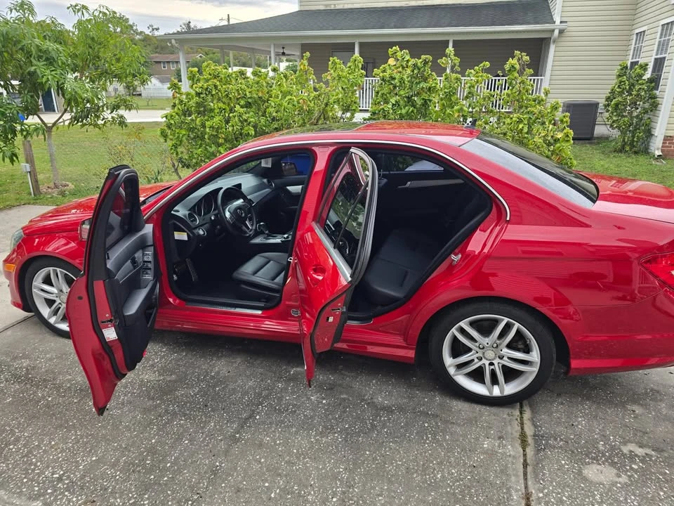 2013 Mercedes-Benz W204 C-Class - Image 7 of 11