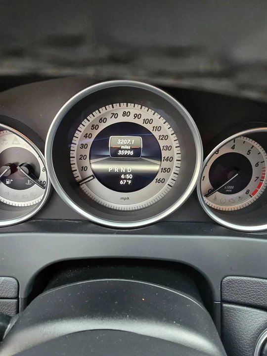 2013 Mercedes-Benz W204 C-Class - Image 9 of 11
