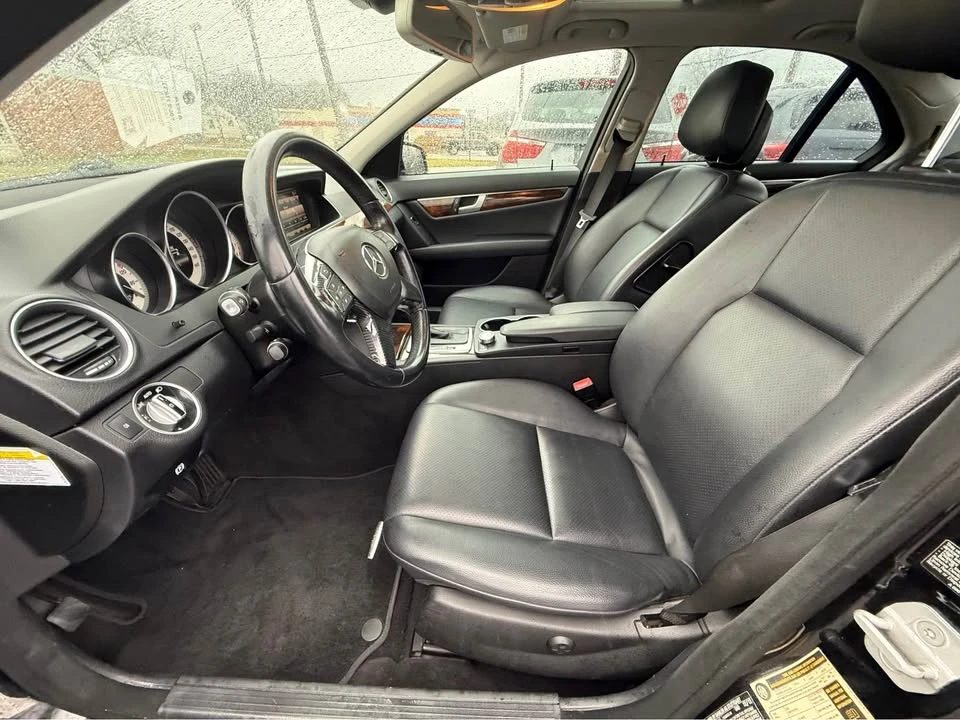 2013 Mercedes-Benz W204 C-Class - Image 12 of 18