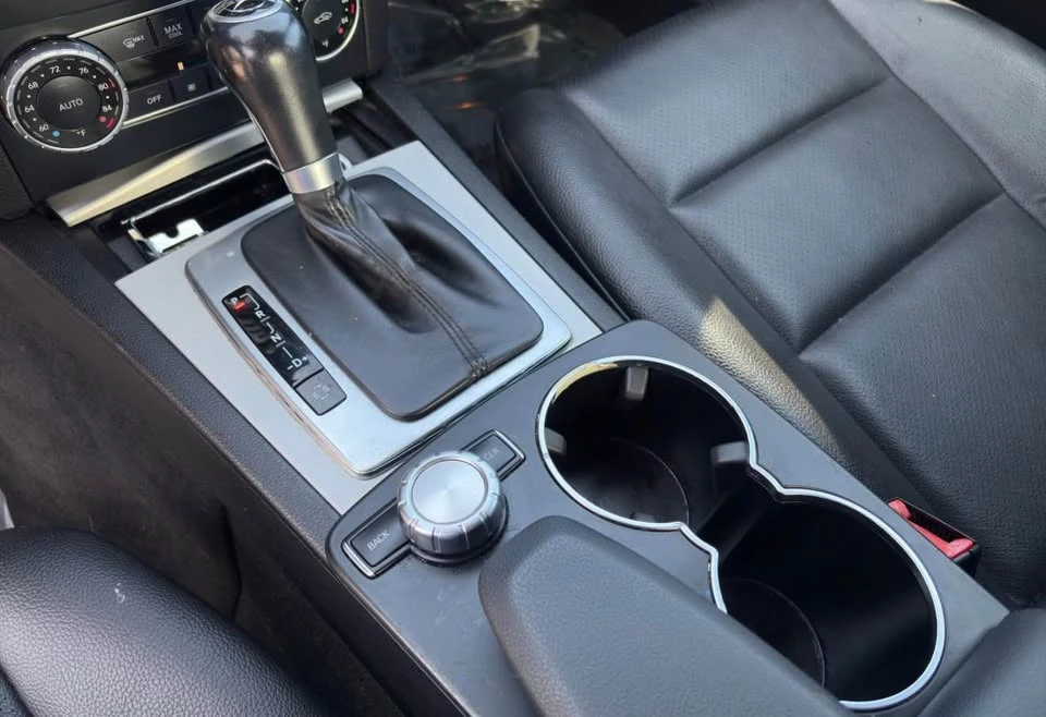 2013 Mercedes-Benz W204 C-Class - Image 17 of 19