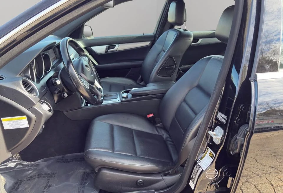 2013 Mercedes-Benz W204 C-Class - Image 9 of 19
