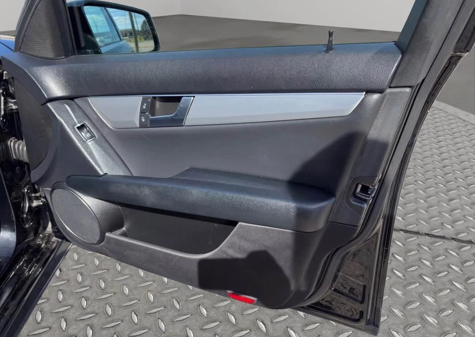 2013 Mercedes-Benz W204 C-Class - Image 18 of 19
