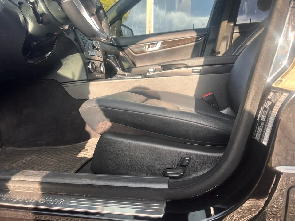 2013 Mercedes-Benz W204 C-Class - Image 13 of 20