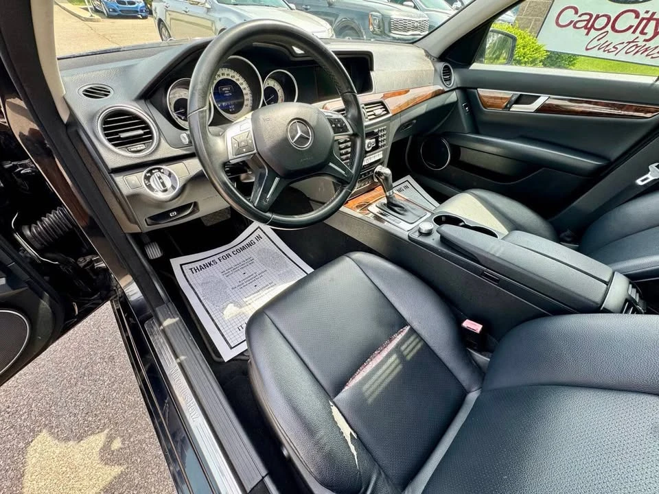 2013 Mercedes-Benz W204 C-Class - Image 11 of 19
