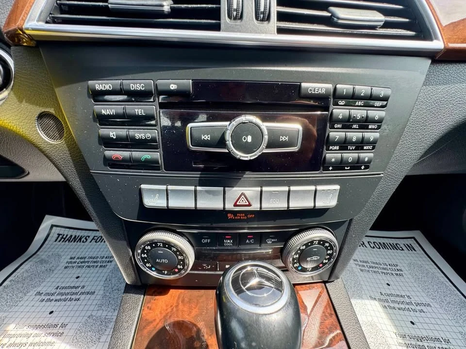 2013 Mercedes-Benz W204 C-Class - Image 15 of 19
