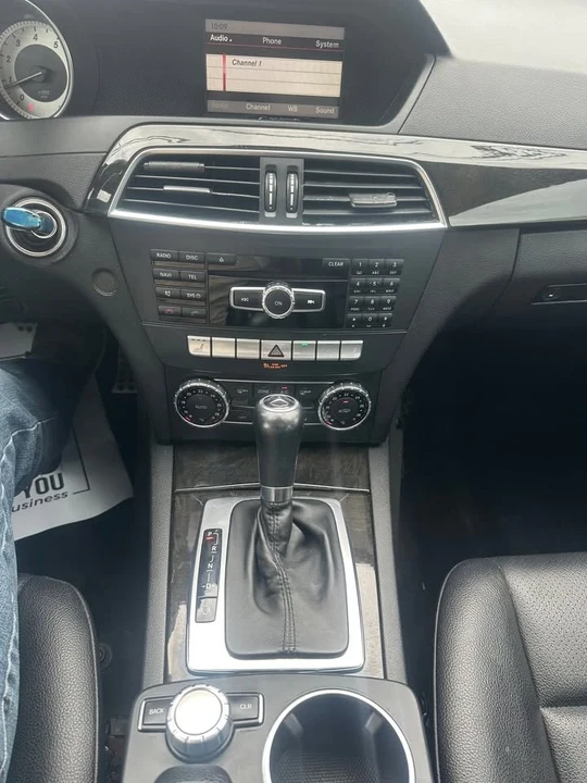 2013 Mercedes-Benz W204 C-Class - Image 14 of 15