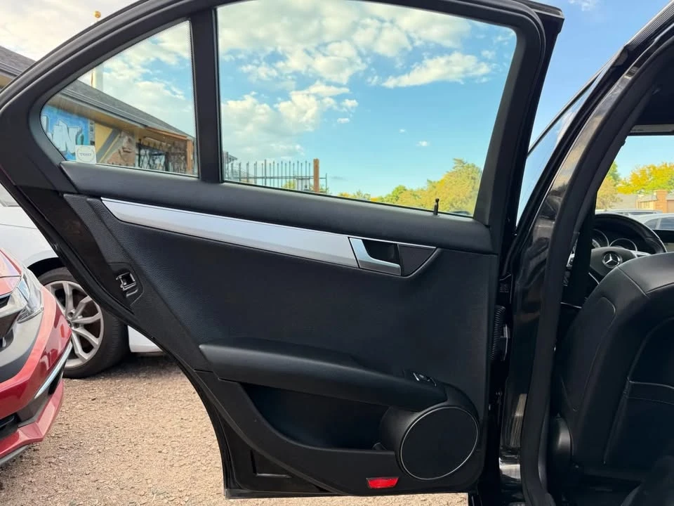 2013 Mercedes-Benz W204 C-Class - Image 11 of 19